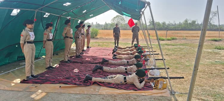 तीसरे दिन हुआ विविध प्रशिक्षण व स्वास्थ्य जागरूकता कार्यक्रम