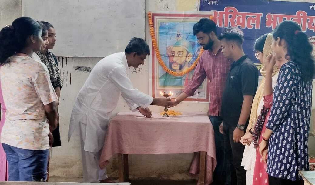 अदम्य साहस व शौर्य के प्रतीक थे बाबू वीर कुंवर सिंह