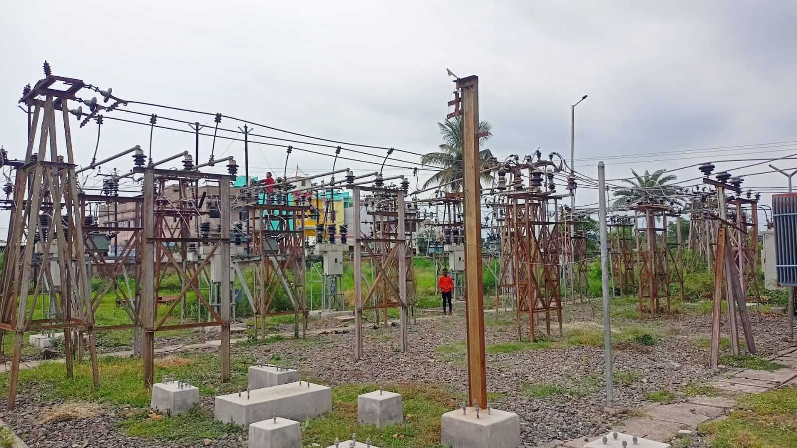 राजमहल क्षेत्र में भीषण गर्मी में लगातार हो रही बिजली बाधित