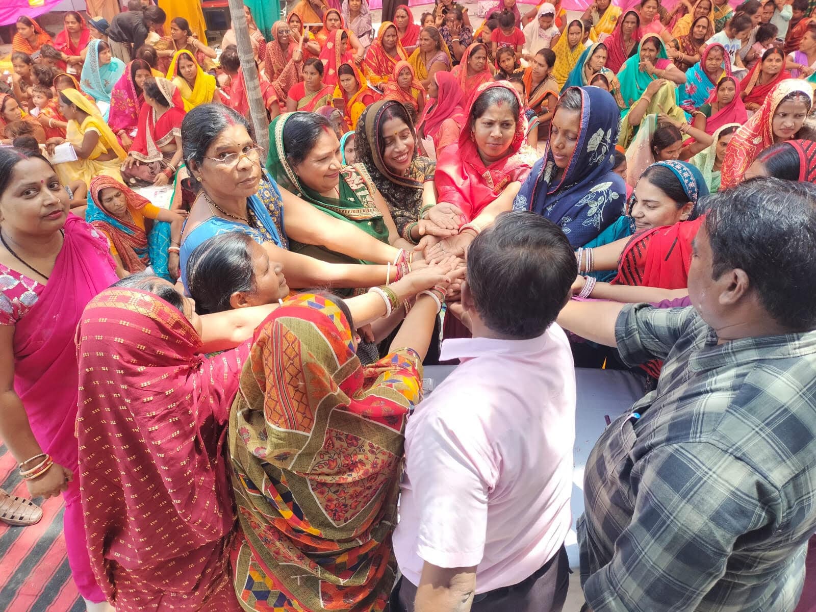 आधी आबादी का मंच बना महिला संवाद, महिलाओं को किया जा रहा है जागरुक