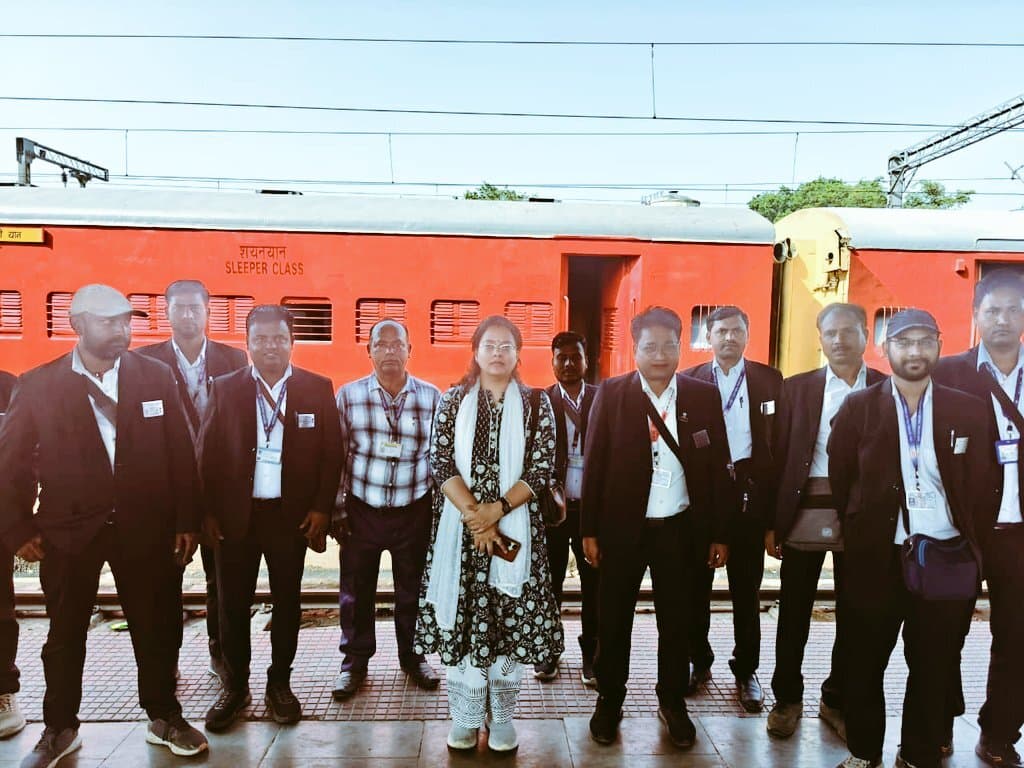 Railway news from Samastipur:बेटिकट यात्रियों को पकड़ने के लिए मंडल में दौड़ेगी अब लाल गाड़ी