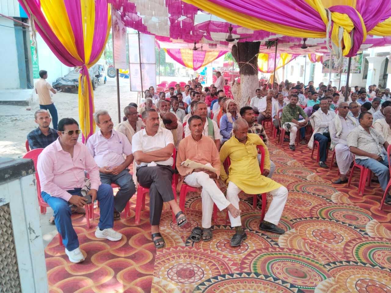 Agriculture news from Samastipur:गोष्ठी में किसानों को समझाया गया यांत्रिकीकरण का महत्व