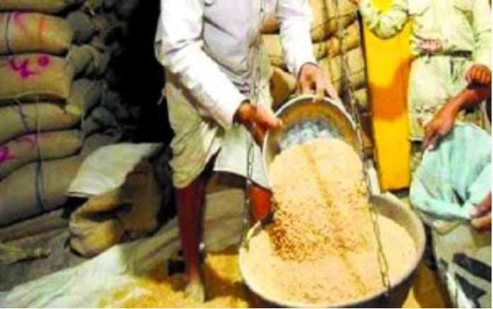 Ranchi News : छह महीने से बंद है पीडीएस डीलरों का कमीशन, आंदोलन की चेतावनी