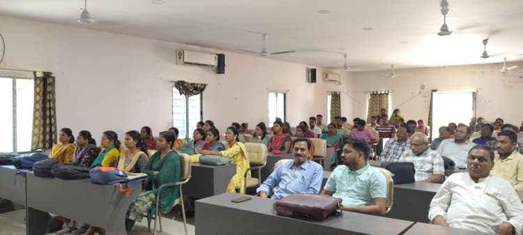 पंचायती राज दिवस पर प्रधानमंत्री का लाइव प्रसारण सुना