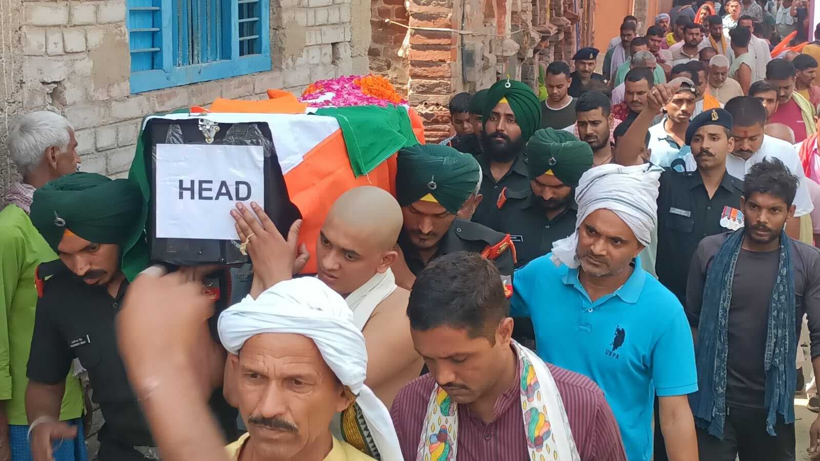 सेना नायक मिलन का निधन, जैतपुर में शोक की लहर