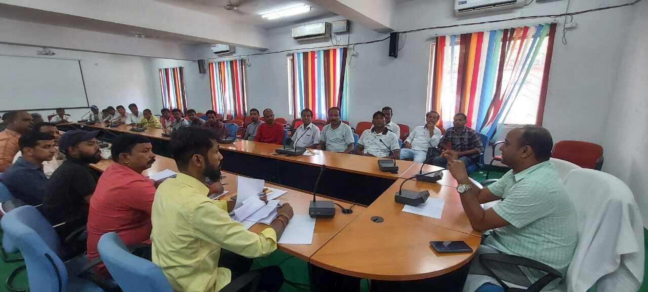 शिविर लगाकर शत-प्रतिशत इ-केवाइसी करें : बीडीओ