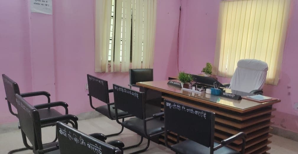 बारसोई अनुमंडल लोक शिकायत निवारण पदाधिकारी कार्यालय में अनुपस्थित रहने की शिकायत