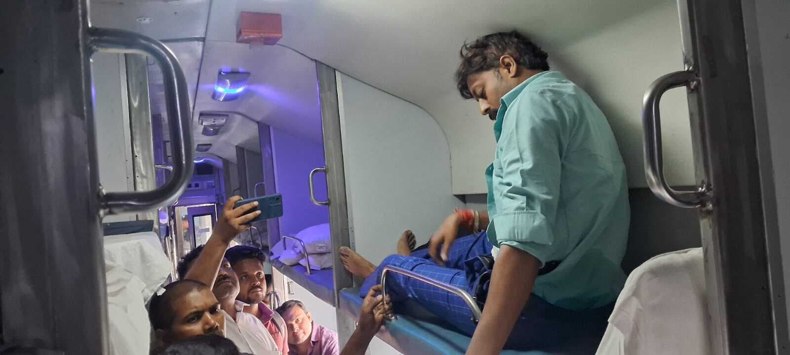 यात्रा कर रहे रेल यात्री की बिगड़ी तबीयत