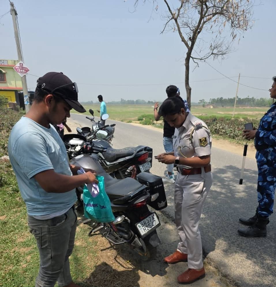 सुरक्षा को ले पुलिस ने की वित्तीय प्रतिष्ठानों की जांच