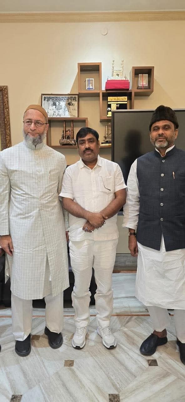 कांग्रेस के पूर्व विधायक तौसीफ आलम एआइएमआइएम में शामिल