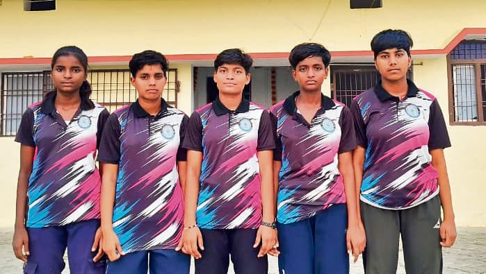 siwan news : अंडर 14 बालिका फुटबॉल टीम में पांच बेटियों का हुआ चयन