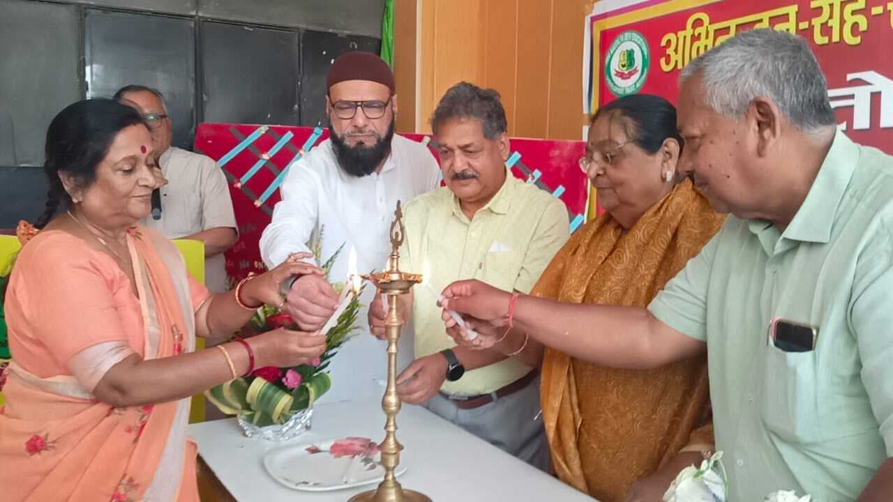 Motihari: बिहार प्रदेश आइएमए अध्यक्ष बनने पर डॉ आशुतोष का अभिनंदन