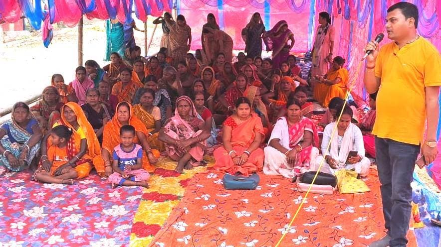 Bhagalpur news मन की आकांक्षाओं को सरकार से महिला कर रही है साझा