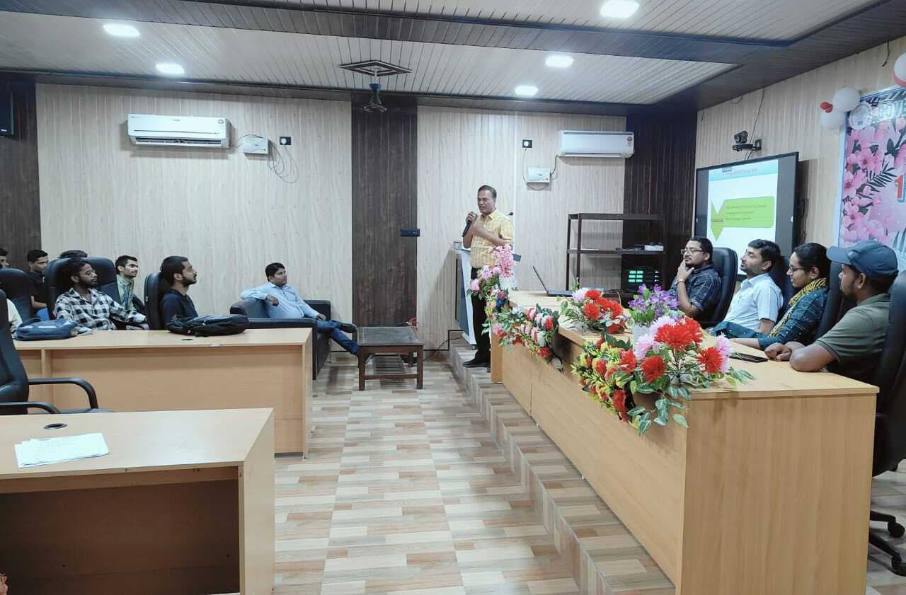 छात्र-छात्राओं के समग्र विकास के लिए ऐसे तकनीकी सेमिनार अत्यंत आवश्यकः मिथुन कुमार