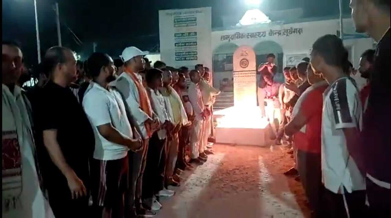 पहलगाम आतंकी हमले के विरोध में निकाला कैंडल आक्रोश मार्च