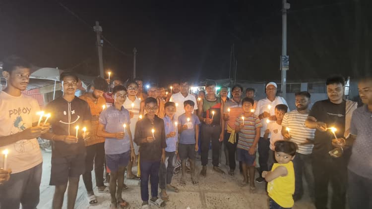 पहलगाम हमले के खिलाफ युवाओं ने निकाला आक्रोश मार्च