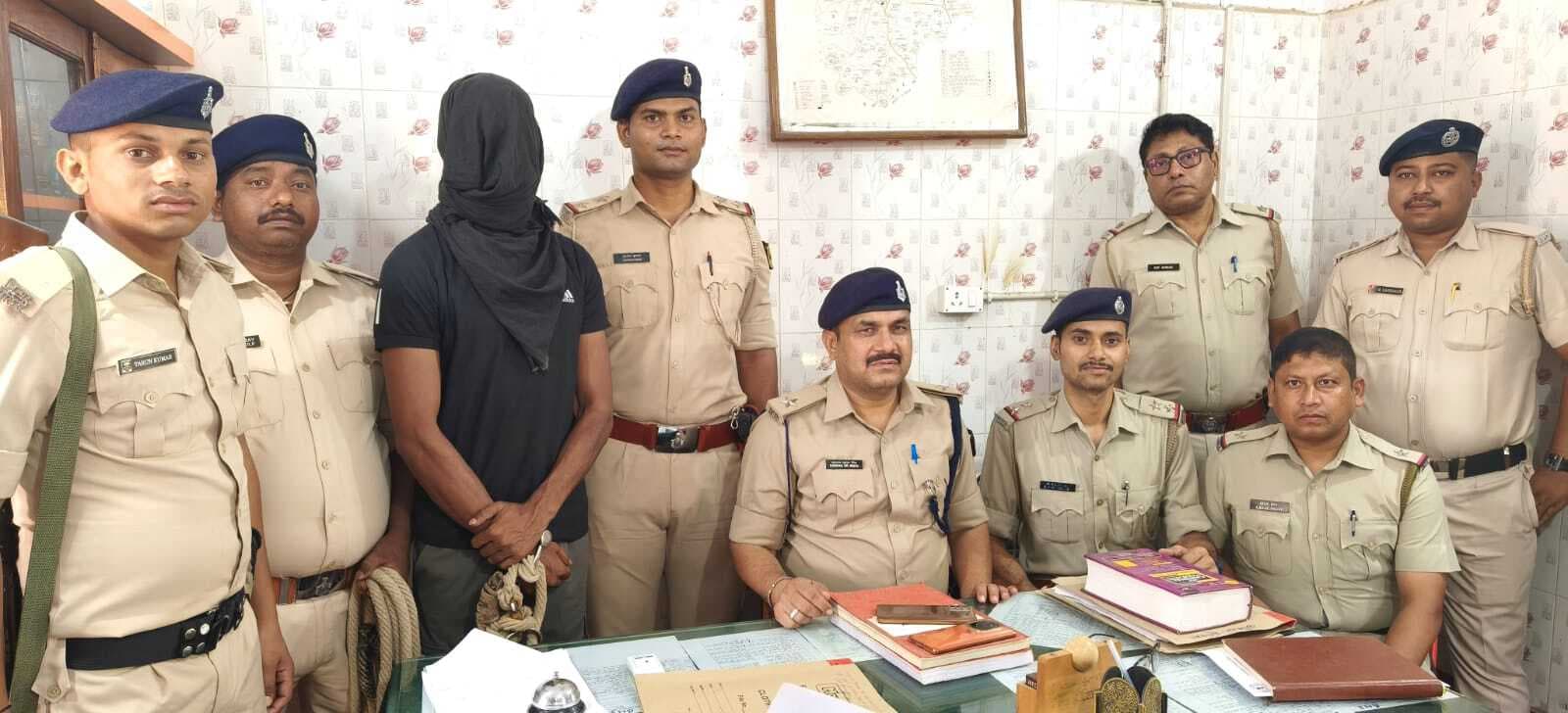 टीएमसी नेता हत्याकांड का इनामी अपराधी आजमनगर से गिरफ्तार