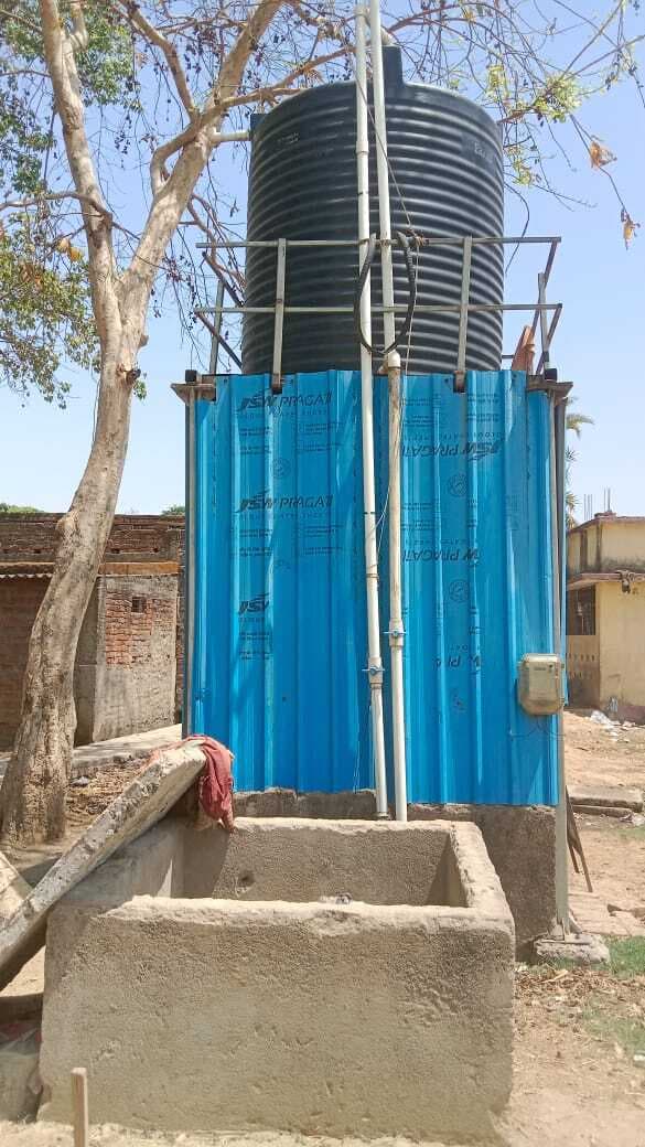प्रखंड की तीन पंचायतों में मोटर खराब रहने के कारण नल जल योजना बंद