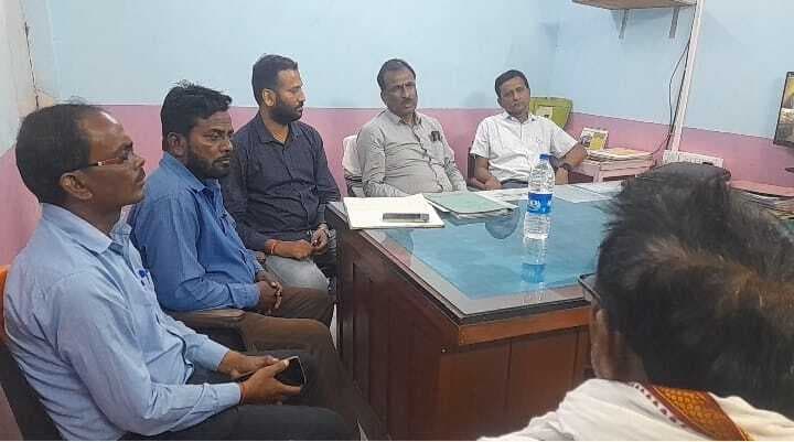 Dhanbad News: लोदना व बस्ताकोला क्षेत्र का डिस्पैच व ट्रांसपोर्टिंग की ठप, वार्ता के बाद चालू