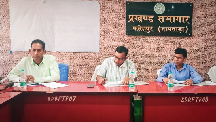 विकास योजनाओं का लाभ लाभुकों को मिले : डीडीसी