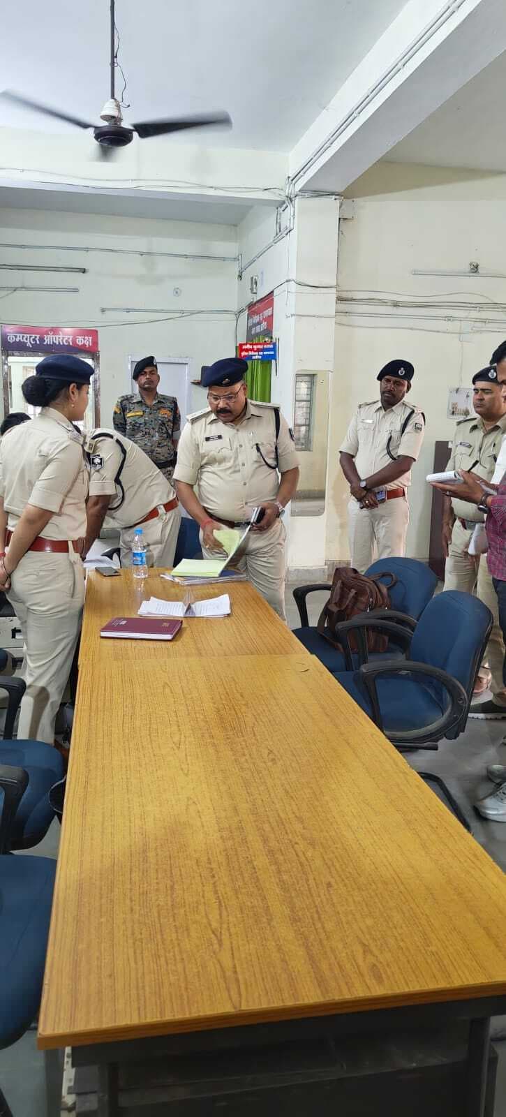 अपने काम के प्रति जिम्मेदार रहें : एसपी