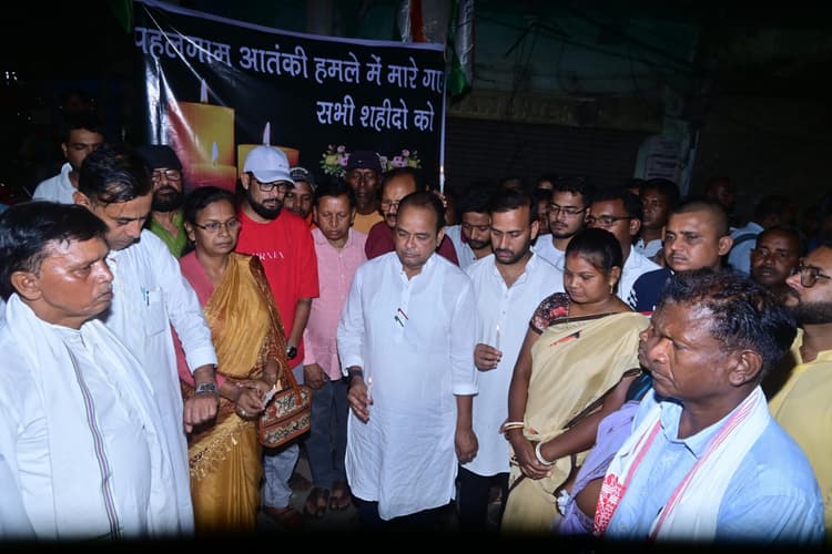 आतंकियों को मुँहतोड़ जवाब देने की तैयारी करे केंद्र सरकार : मंत्री