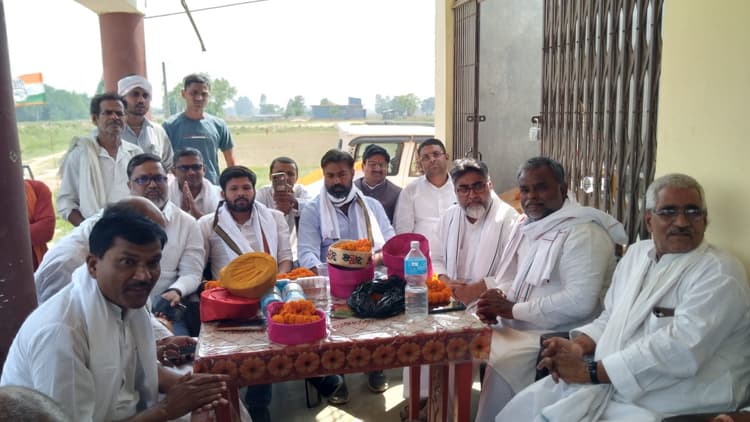 Madhubani News : कांग्रेस कार्यकर्ताओं ने बैठक कर संगठन को सशक्त बनाने पर की चर्चा