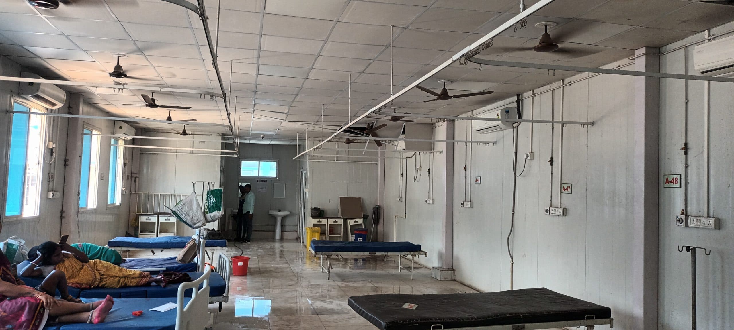 आठ बेडों का बनाया जा रहा लू वार्ड