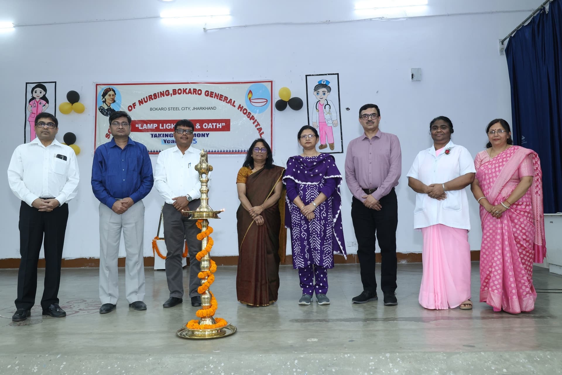 Bokaro News: मरीजों के लिए विश्वास की प्रतिमूर्ति होती हैं नर्स : डॉ करुणामय