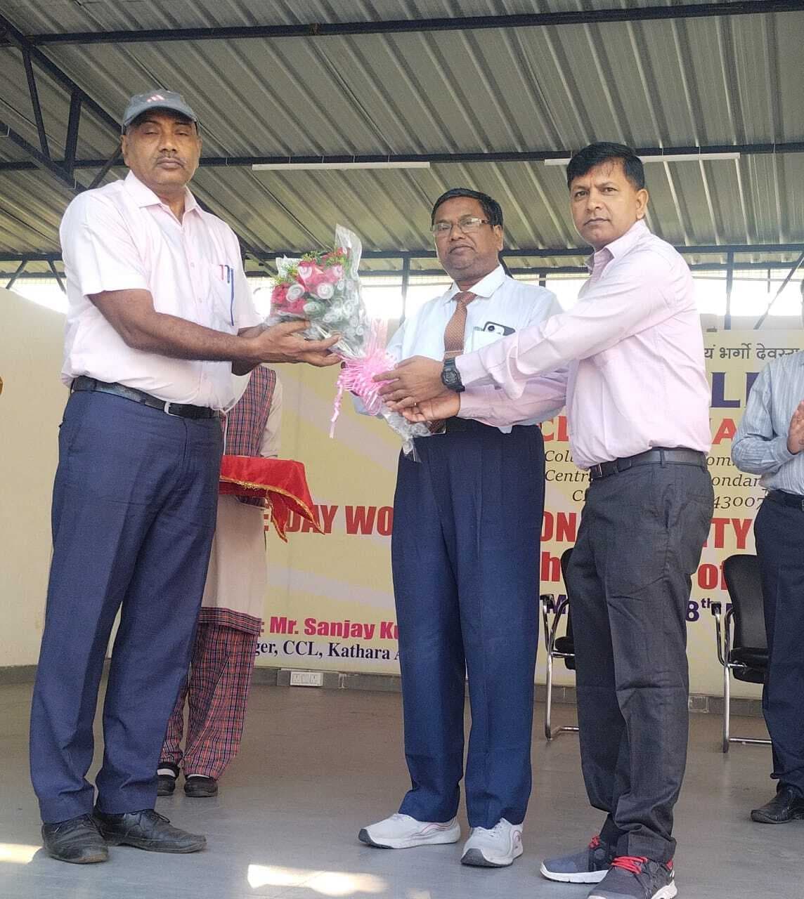 Bokaro News : डीएवी कथारा के नये प्राचार्य बने डाॅ गुलाम