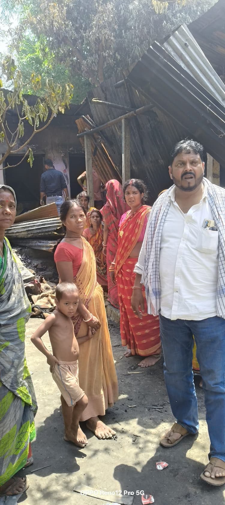 कुशहा में आग लगने से तीन घर जलकर राख