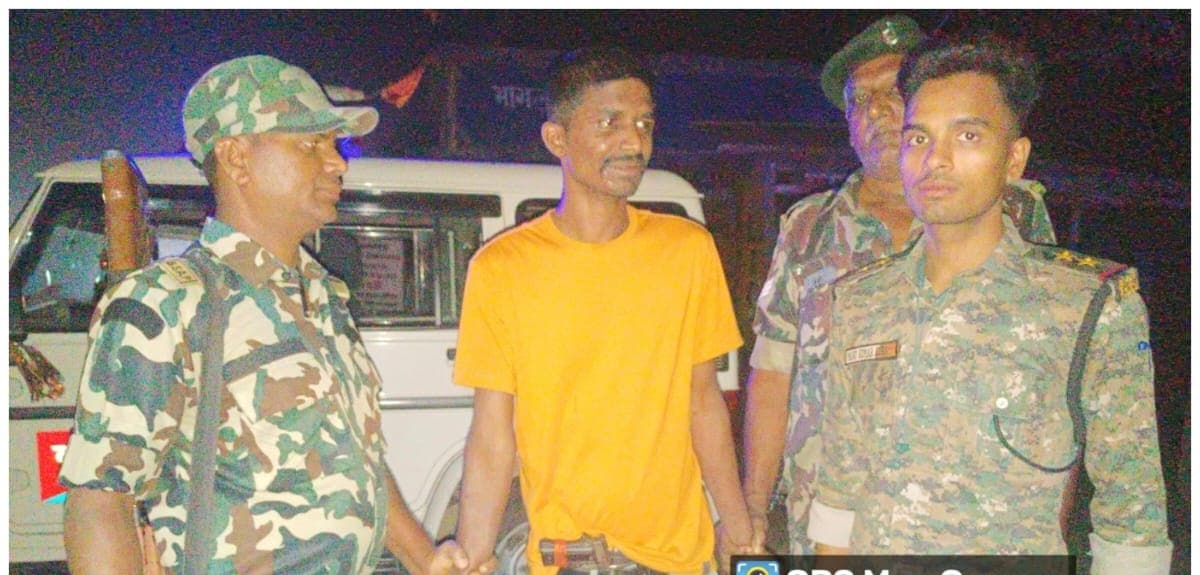 पिस्तौव व कारतूस के साथ आरोपित को किया गिरफ्तार