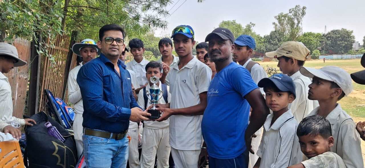 स्टेशन क्लब रेड ने ग्रीन टीम को पांच विकेट से हराया