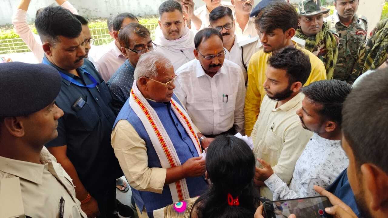 छात्राओं के नामांकन का पैसा कॉलेज को लौटाये सरकार : एबीवीपी