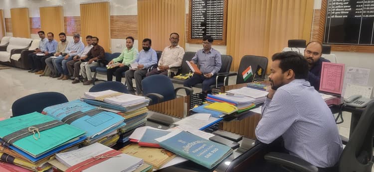 जिला स्तरीय कृषि टास्क फोर्स की बैठक,डीएम ने कार्यों की समीक्षा, दिये आवश्यक निर्देश