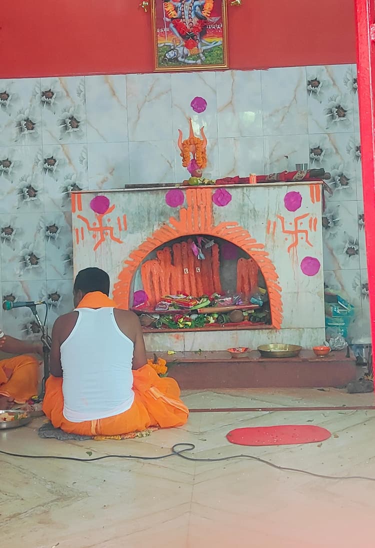 नया बाजार में धूमधाम से हुई गंवाली पूजा
