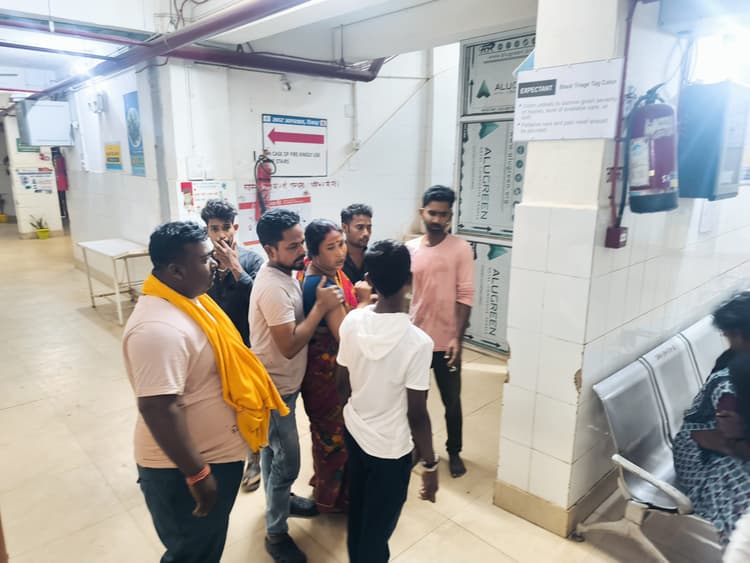 deoghar news : सड़क दुर्घटना में युवक की मौत