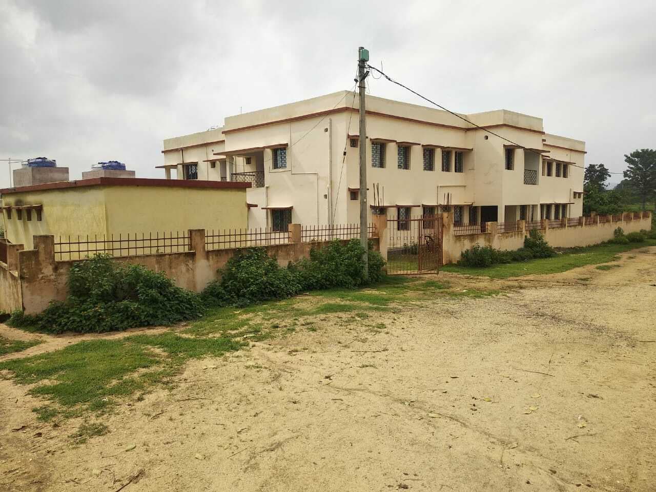 प्रभात खबर आपके द्वार : बुनियादी सुविधाओं से जूझ रहे हैं माल्डा पंचायत के लोग