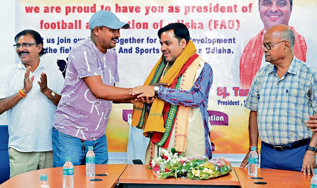 Jharsuguda News: ग्रामीण प्रतिभाओं को अंतरराष्ट्रीय पहचान दिलाने की कोशिश होगी : त्रिपाठी