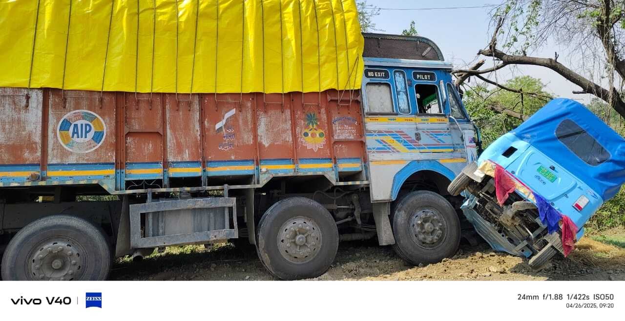 Bhagalpur news विवाह सम्पन्न करा लौट रहे बरातियों से भरी डबल डेकर बस दुर्घटनाग्रस्त