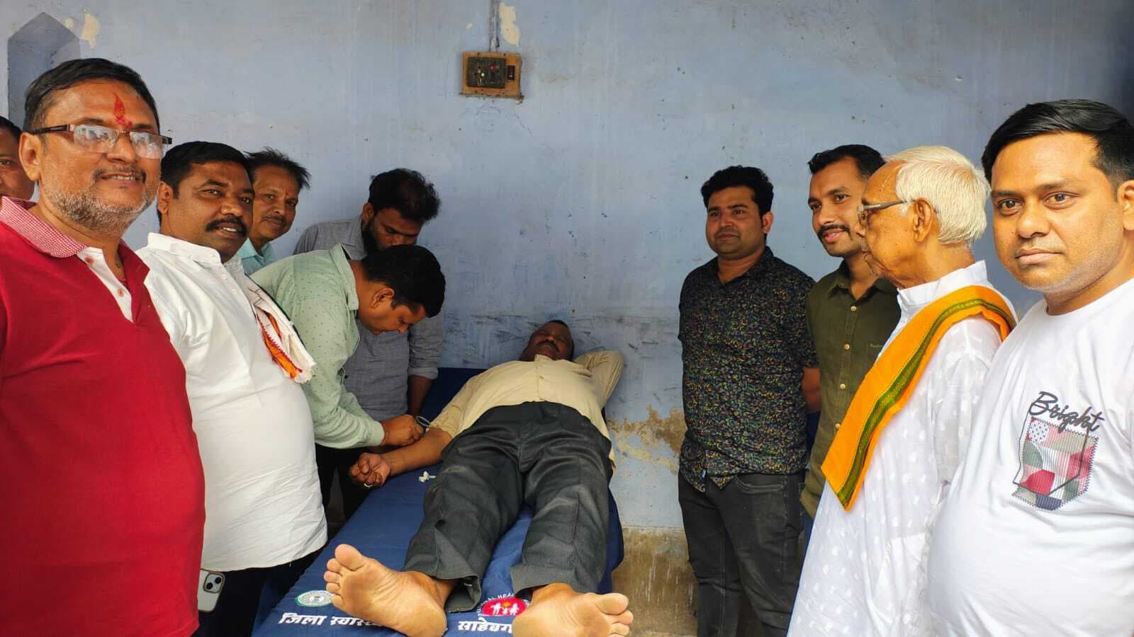 शिविर में 40 लोगों ने किये रक्तदान