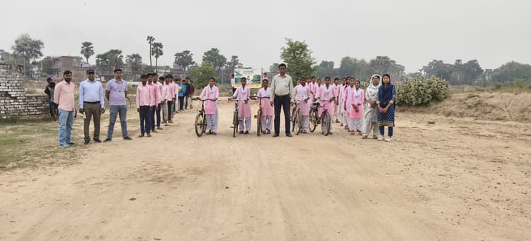 Nawada News : साइकिलिंग में ब्वॉयज में डब्लू व गर्ल्स में आरती अव्वल
