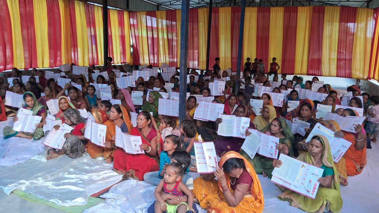 महिला संवाद: स्थानीय समस्याओं को पुरजोर तरीके से उठा रही है महिलाएं