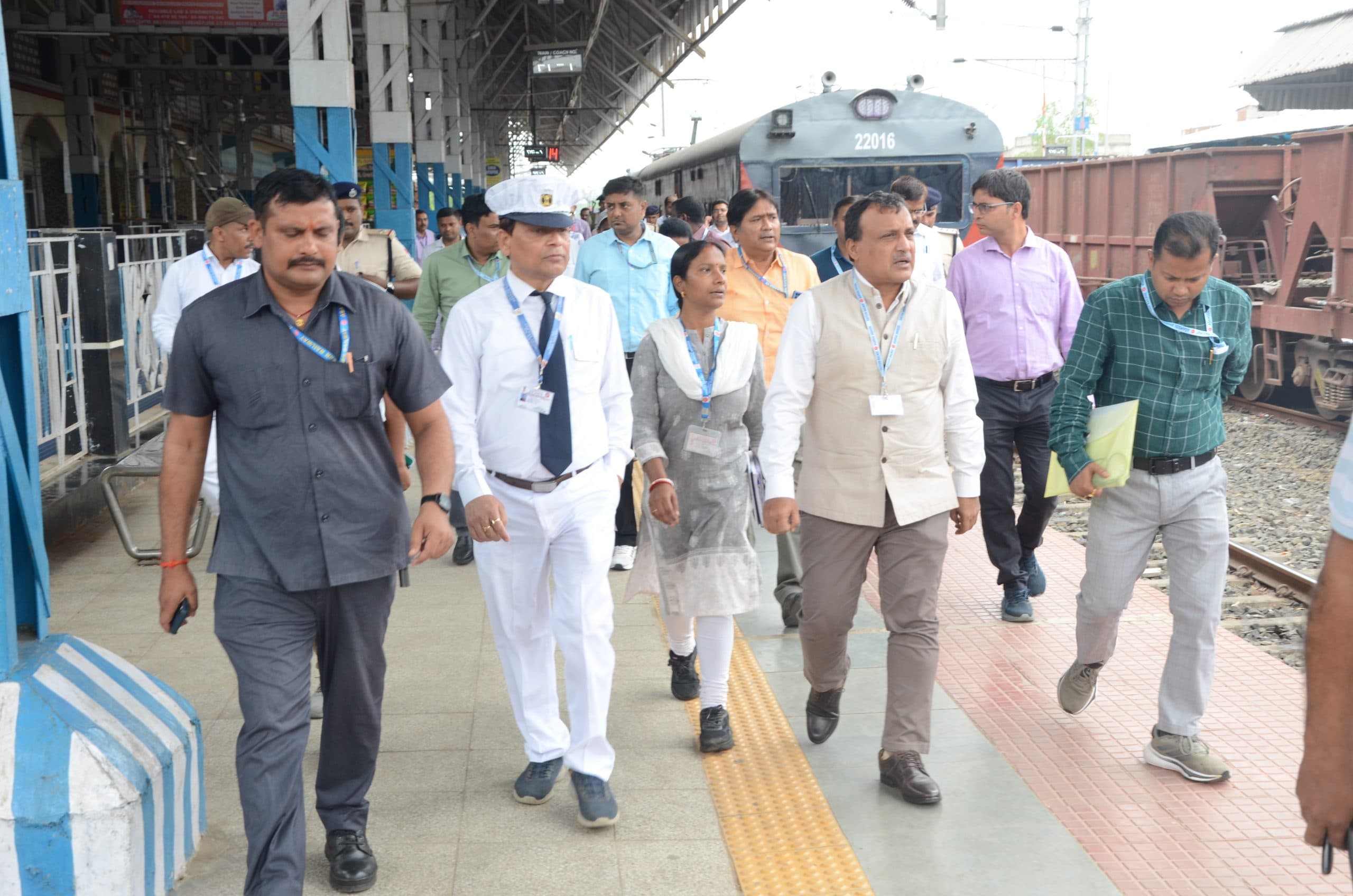 Deoghar News : अगस्त में चालू हो जायेगा देवघर स्टेशन का वाशिंग पिट : डीआरएम