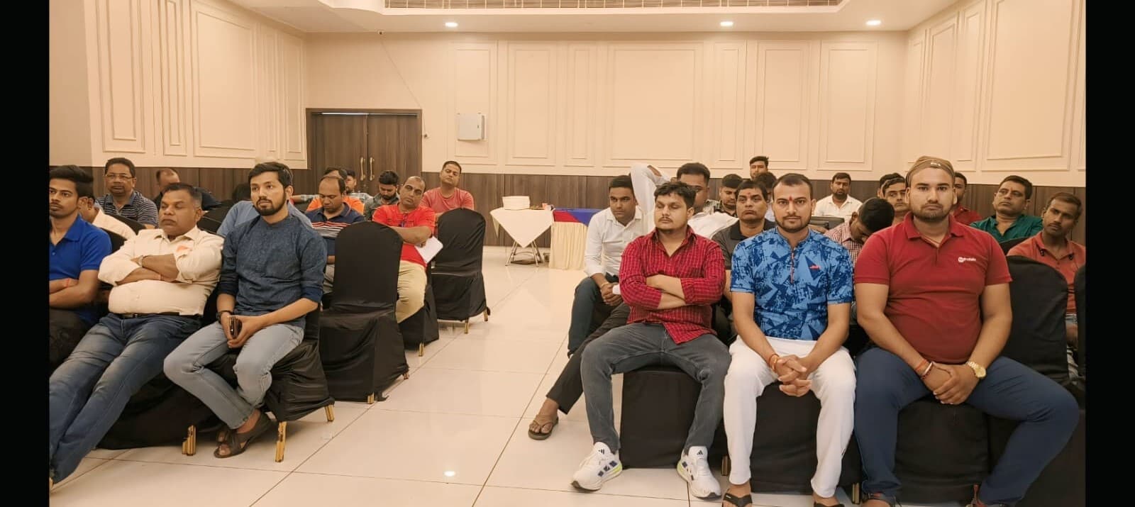 Deoghar News : सेल्स प्रमोशन एक्ट खत्म करने की तैयारी का विरोध, 20 को हड़ताल