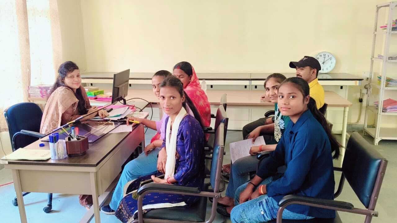 राजकीय अभियंत्रण महाविद्यालय में पैरेंट्स का फैकल्टी के शिक्षकों के साथ हुआ संवाद