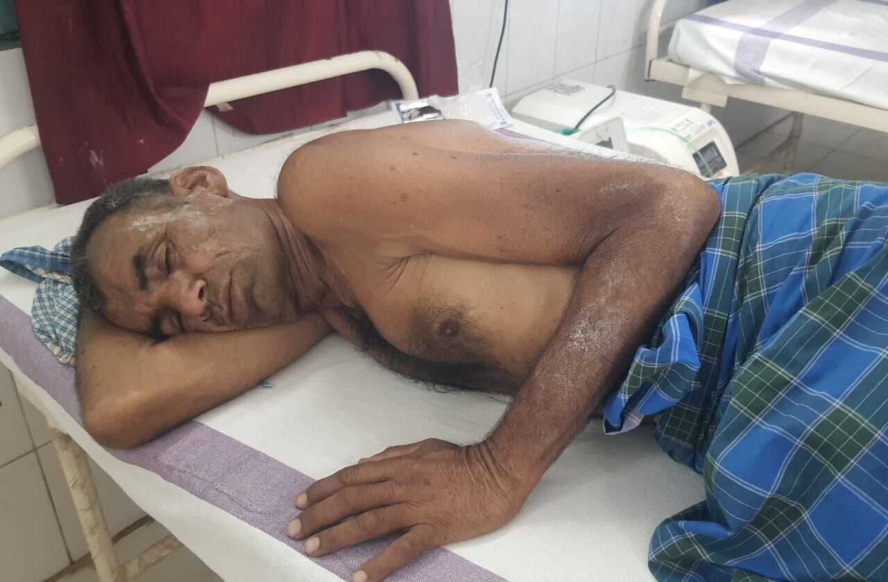 मधुमक्खियों के हमले से किसान गंभीर रूप से हुए घायल