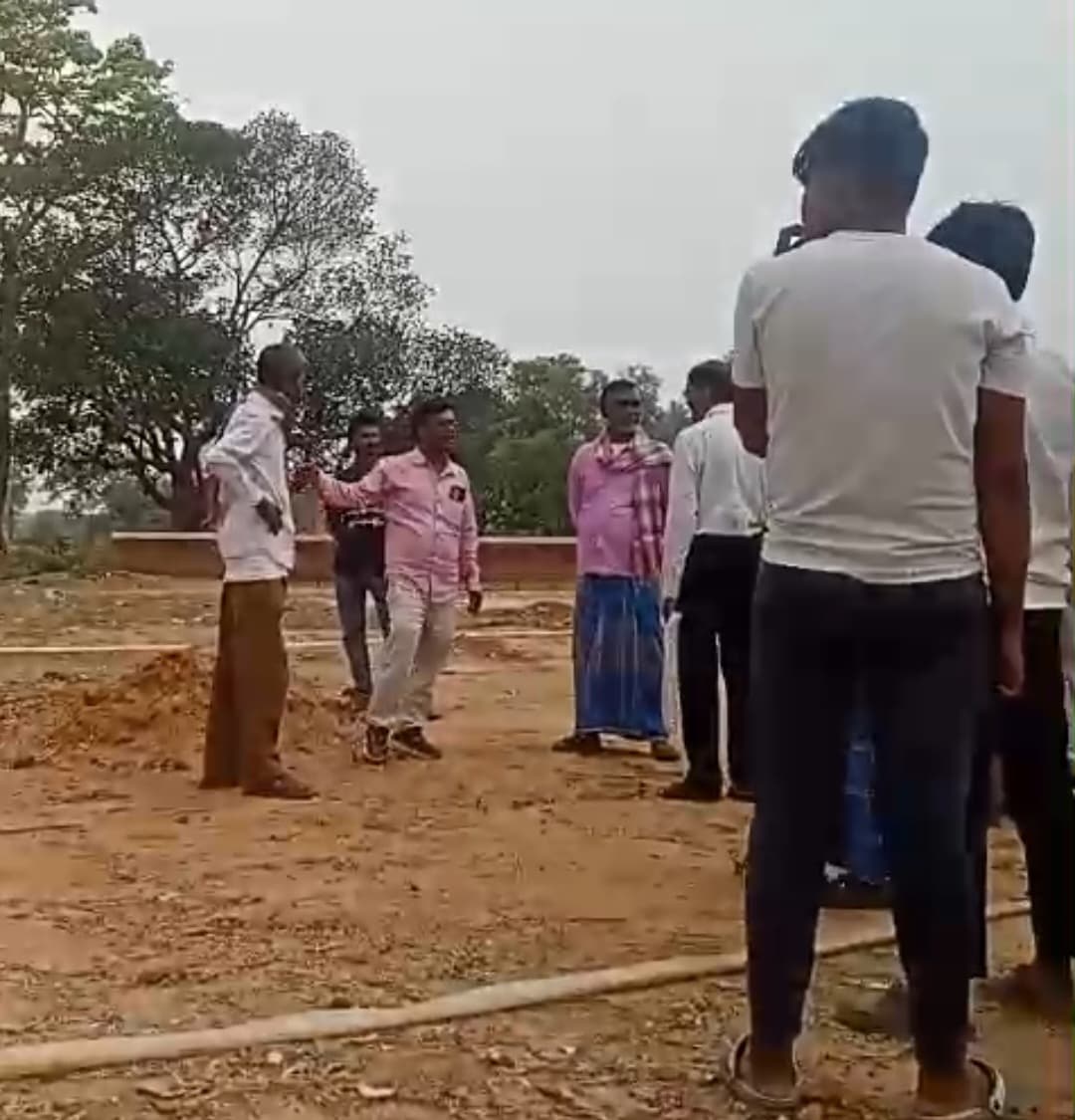 Giridih News: बैरंग लौटे दखल-दिहानी दिलाने आये गिरिडीह न्यायालय के कर्मी