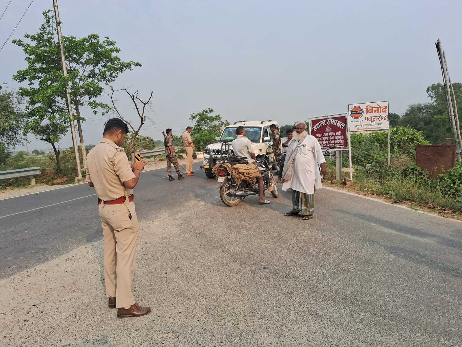 Madhubani News : रोको टोको अभियान के तहत वाहनों की हुई जांच