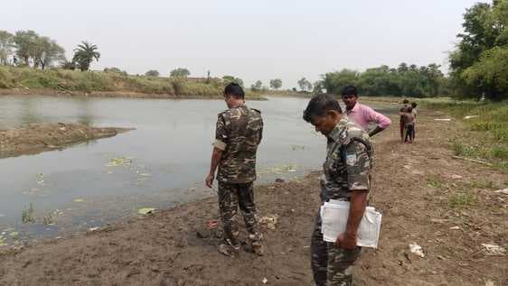 नदी में पड़ा मिला नवजात शिशु का शव